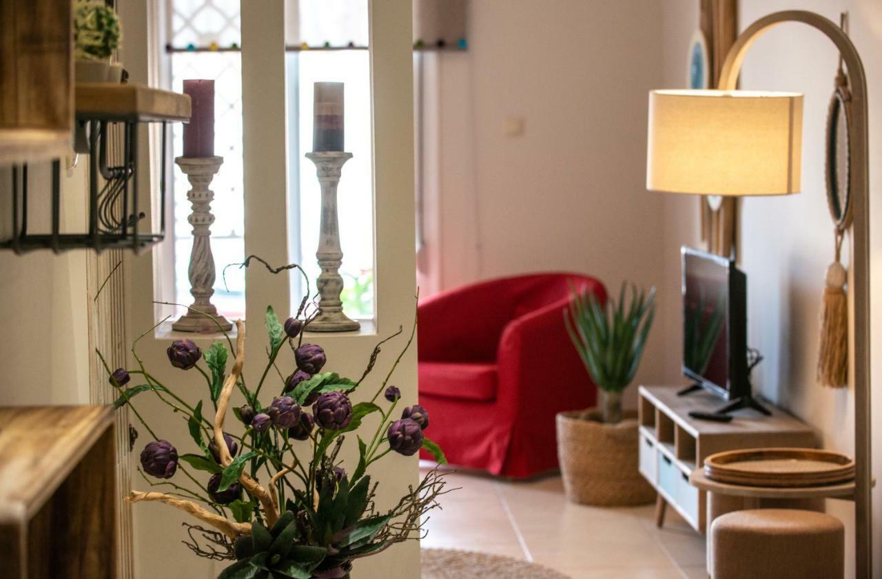 Petite Fleur Apartment เปรเวซา ภายนอก รูปภาพ