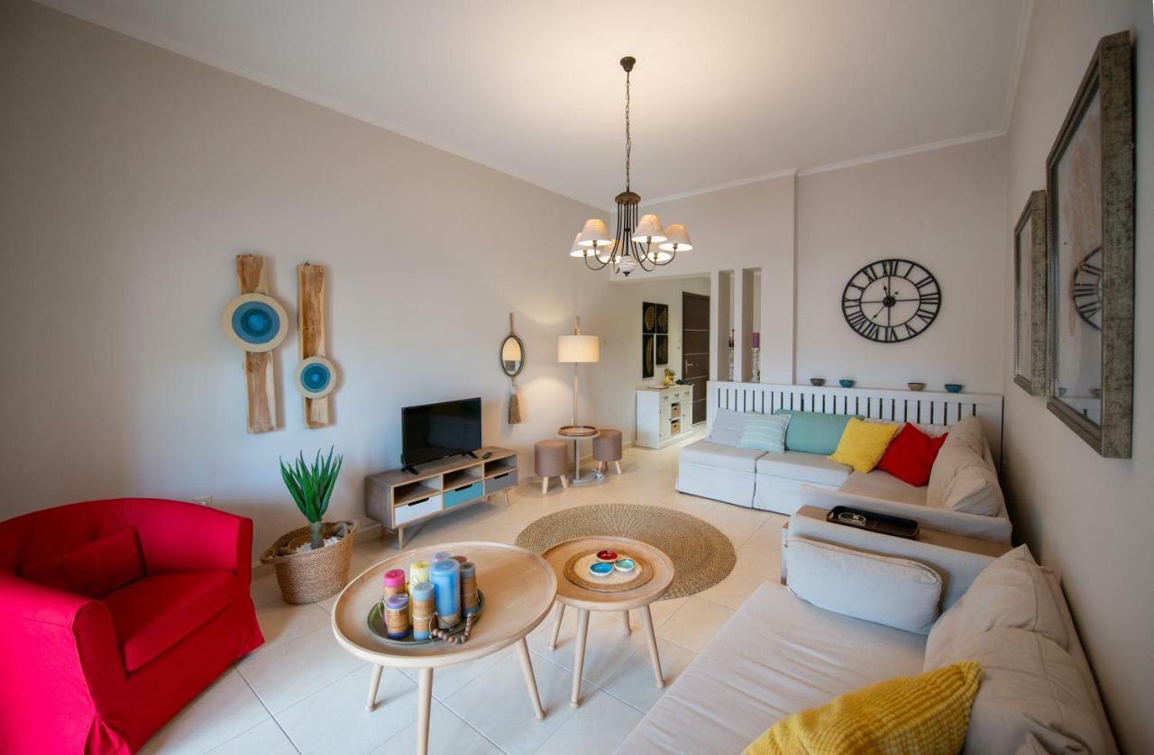 Petite Fleur Apartment เปรเวซา ภายนอก รูปภาพ